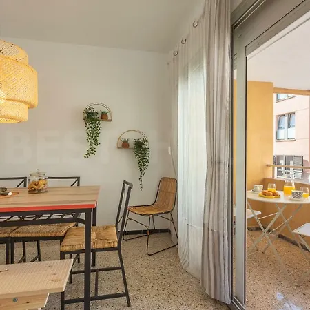 Cozy In Beach. Apartment