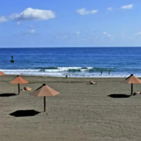 Cozy In Beach. *